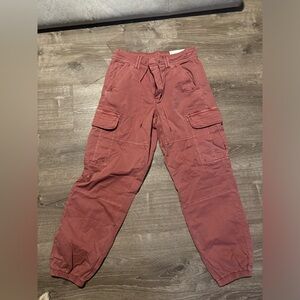 AE SUPER HIGH RISE BAGGY JOGGER. STRETCH
